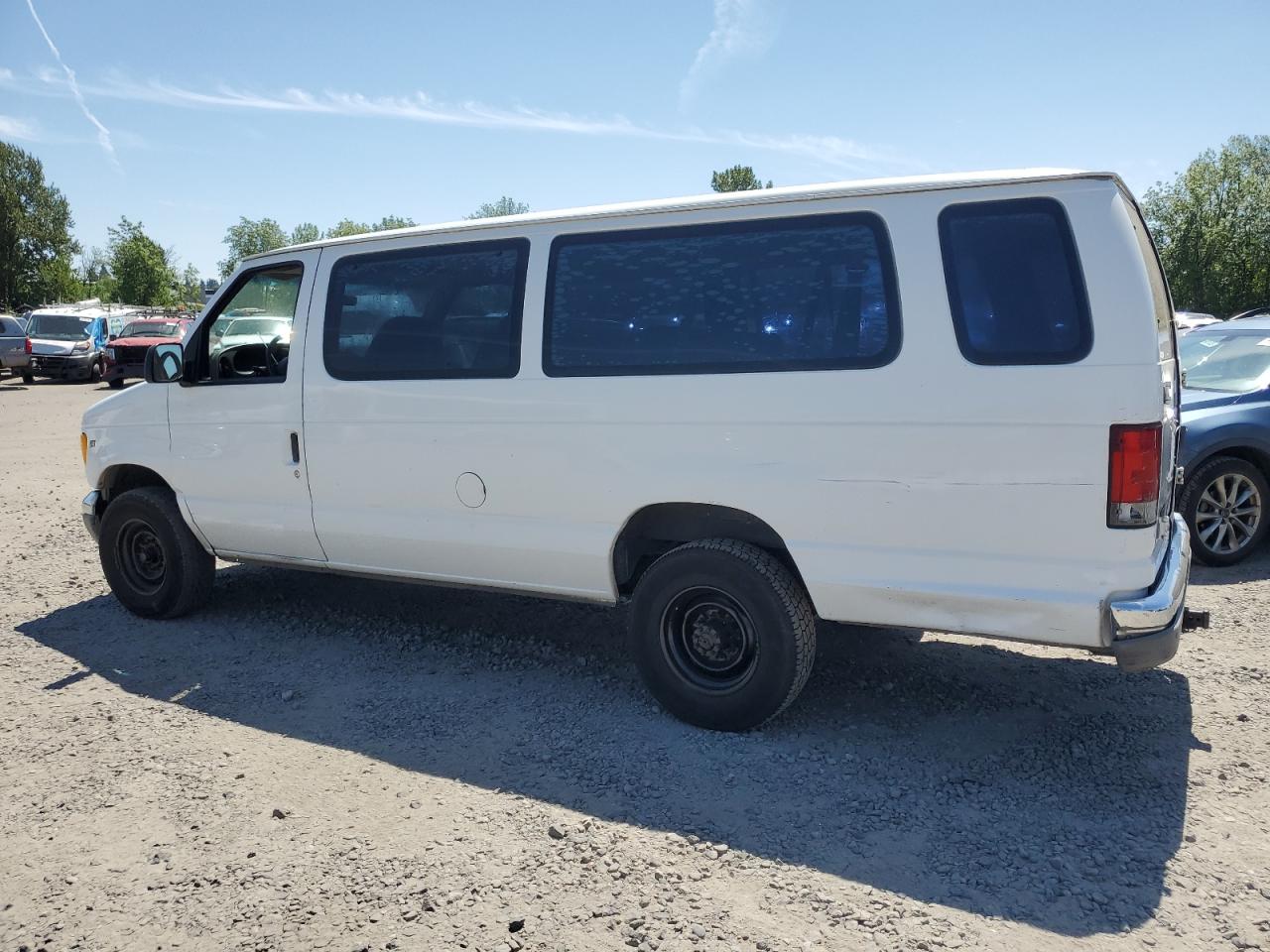 2001 FORD ECONOLINE photo 2