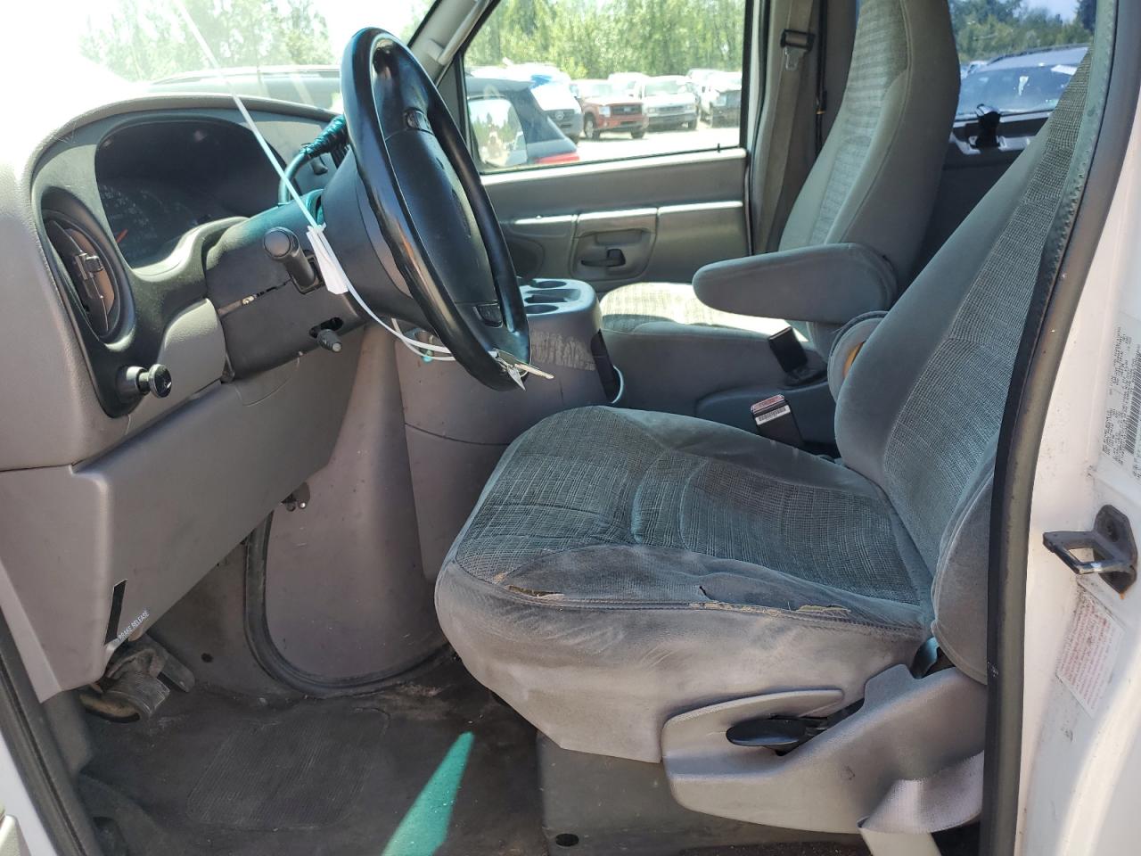 2001 FORD ECONOLINE photo 7