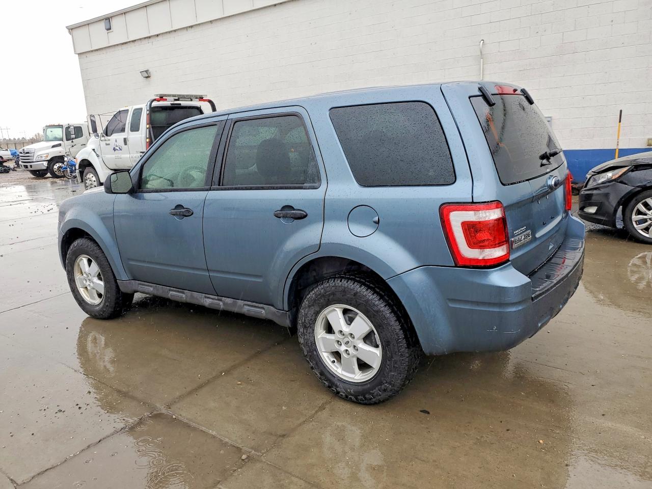 2012 FORD ESCAPE XLS photo 2