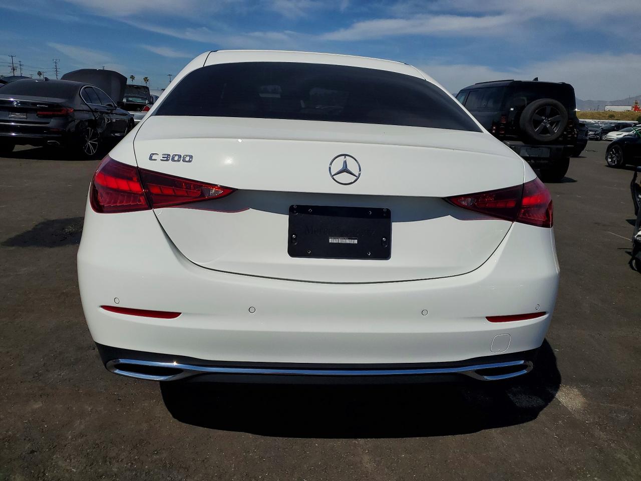 2025 MERCEDES-BENZ C 300 photo 16
