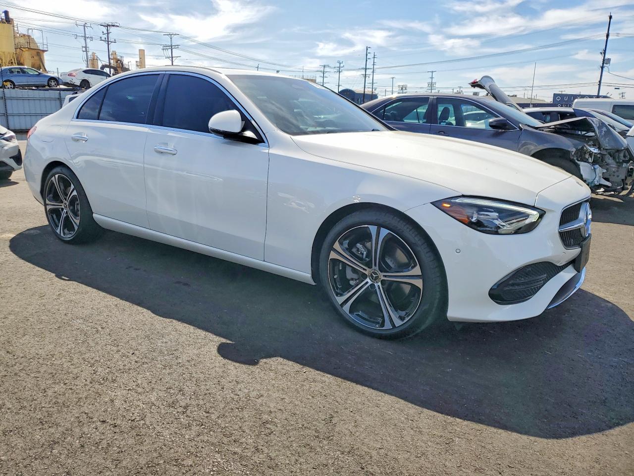 2025 MERCEDES-BENZ C 300 photo 10