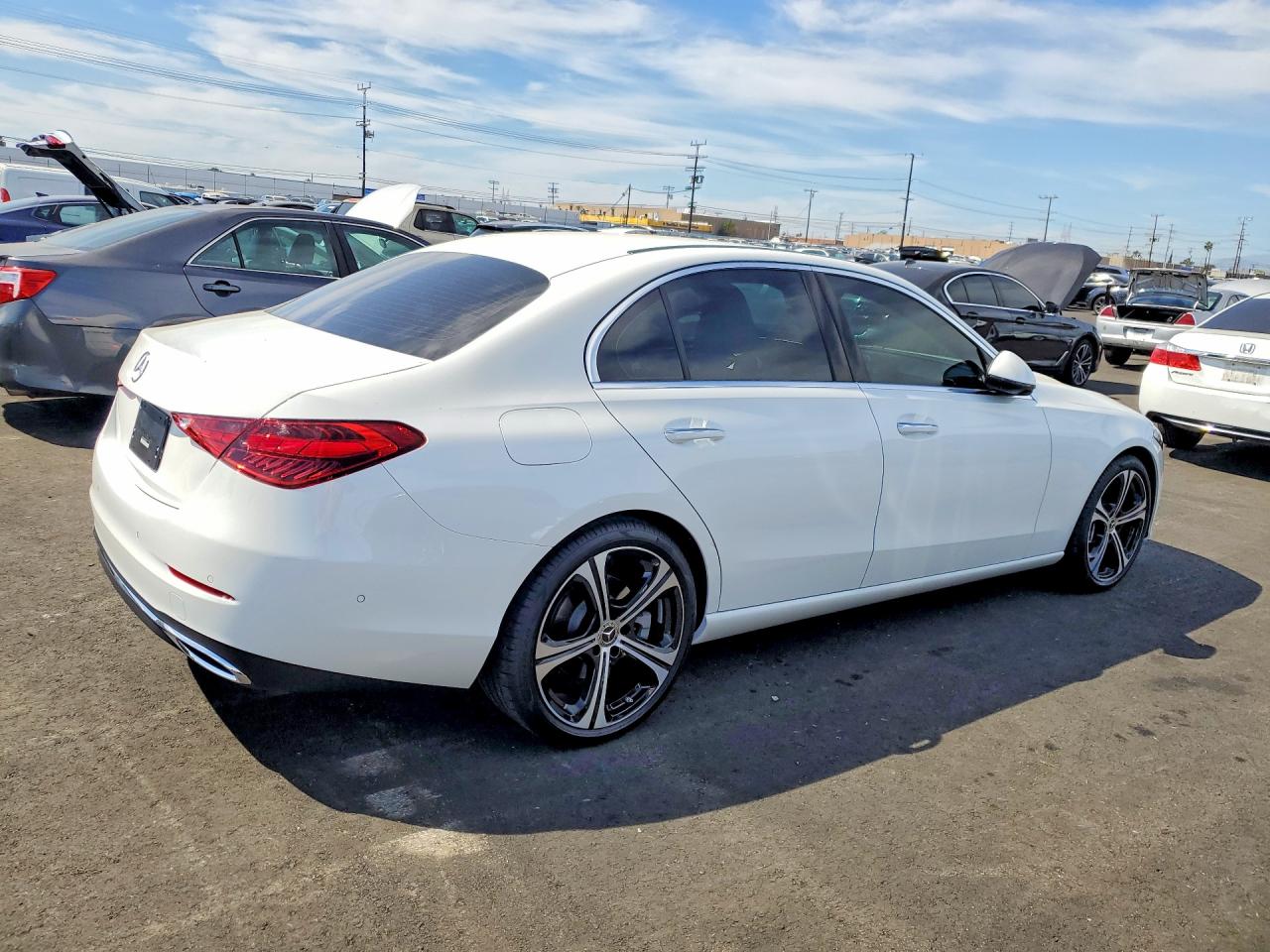 2025 MERCEDES-BENZ C 300 photo 7
