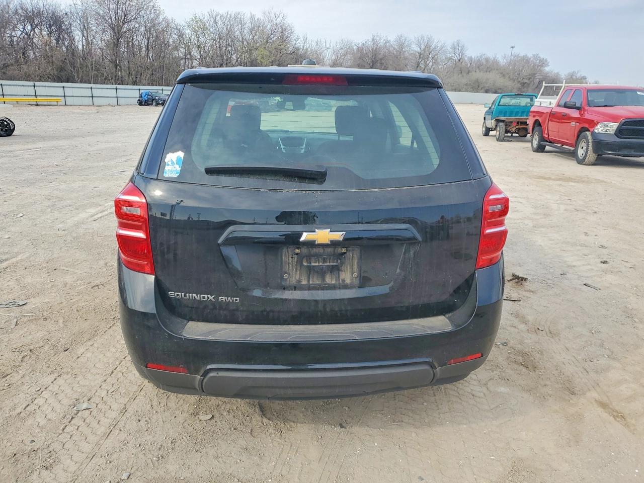 2017 CHEVROLET EQUINOX LS photo 11