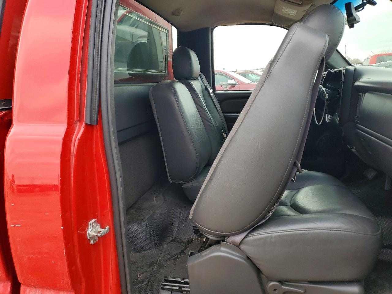 2006 CHEVROLET SILVERADO C1500 photo 10