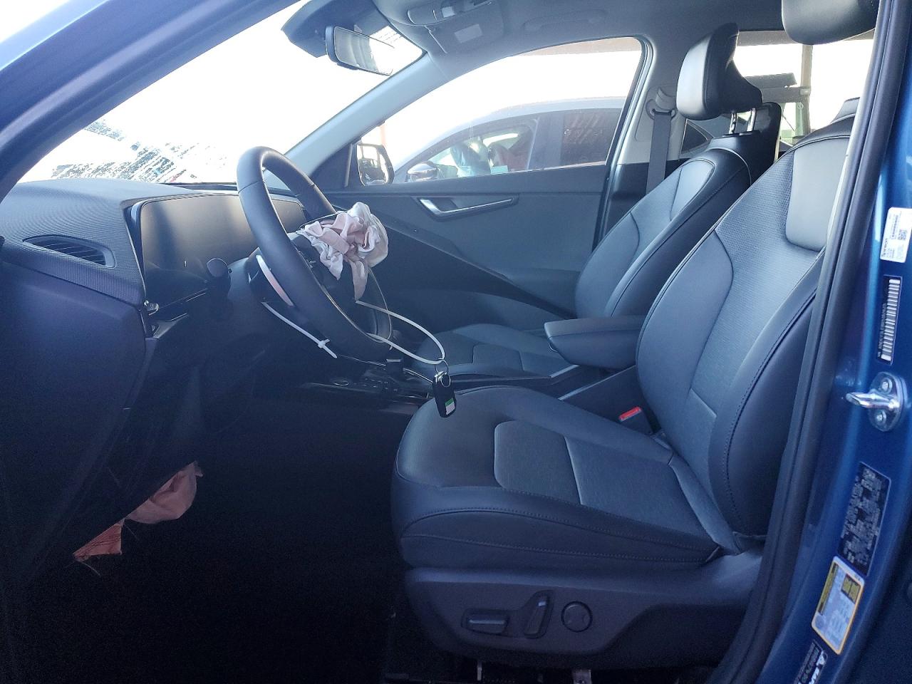 2024 KIA NIRO SX TOURING photo 13