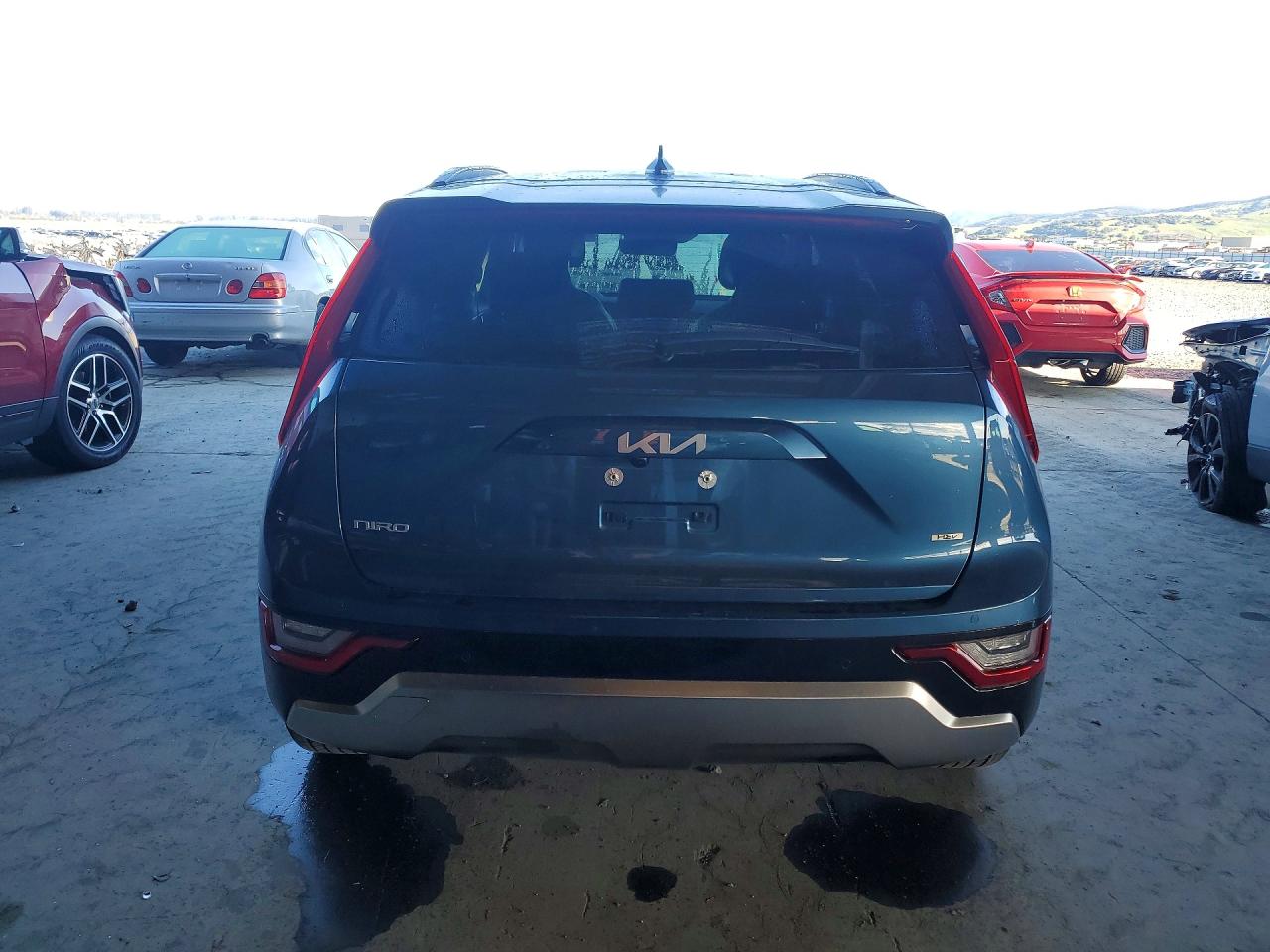 2024 KIA NIRO SX TOURING photo 11
