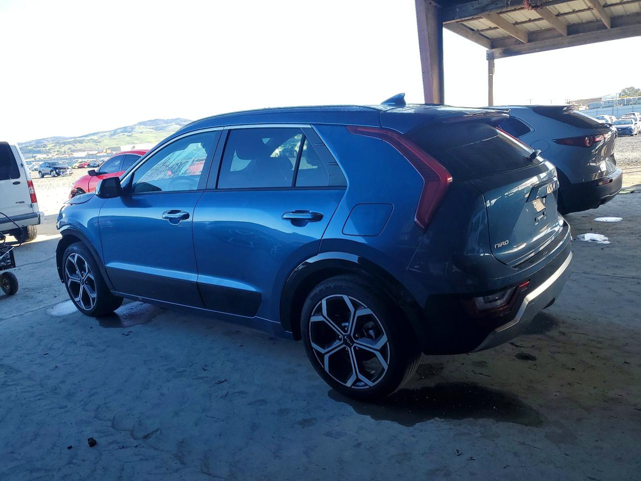 2024 KIA NIRO SX TOURING photo 3