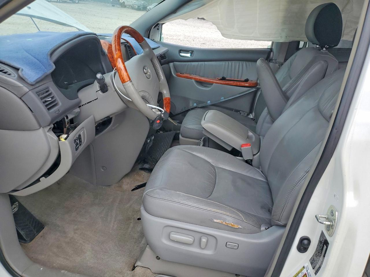 2008 TOYOTA SIENNA XLE LIMITED photo 7