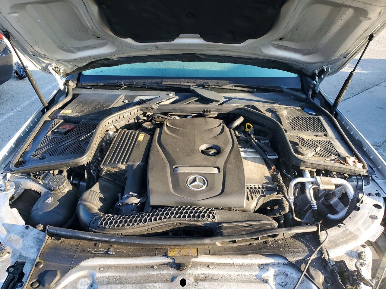 2015 MERCEDES-BENZ C 300 photo 31
