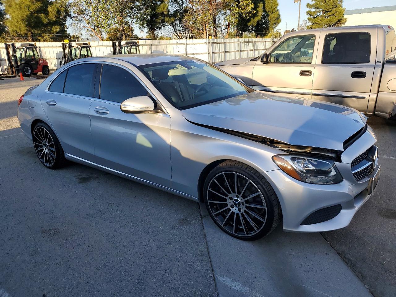 2015 MERCEDES-BENZ C 300 photo 10