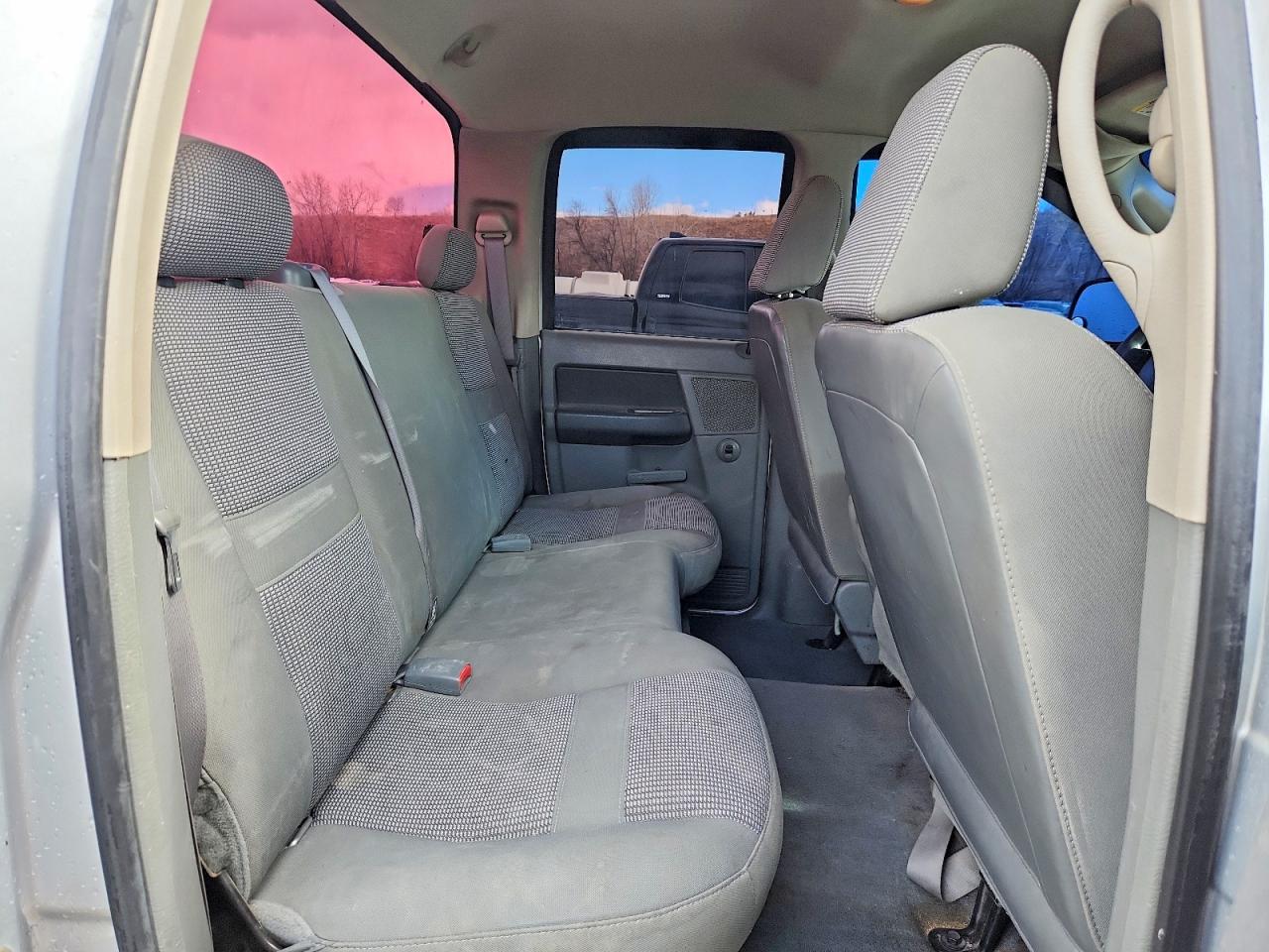 2006 DODGE RAM 1500 ST photo 10
