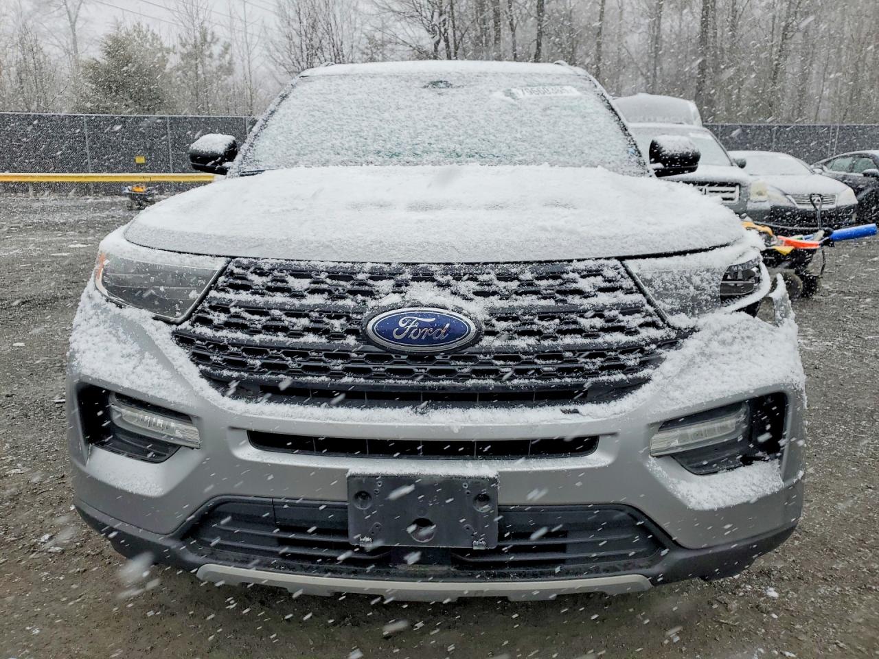 2021 FORD EXPLORER XLT photo 9
