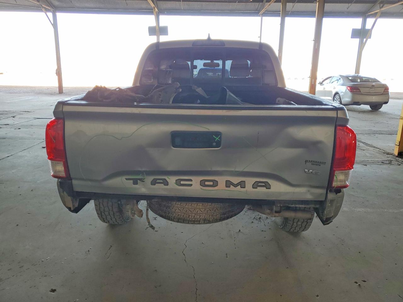 2017 TOYOTA TACOMA SR5 V6 photo 11