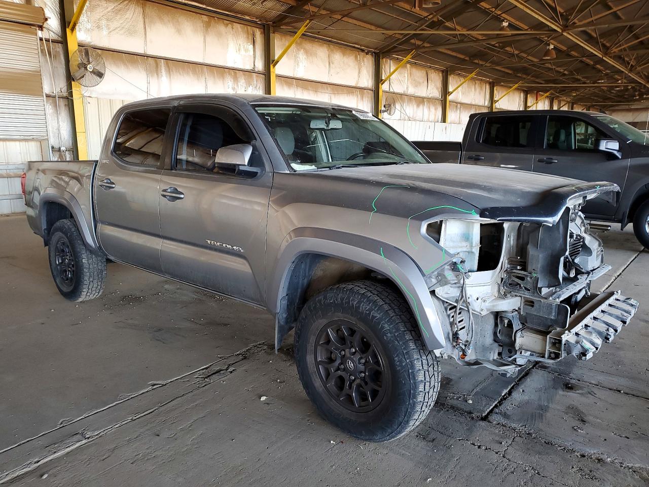 2017 TOYOTA TACOMA SR5 V6 photo 7