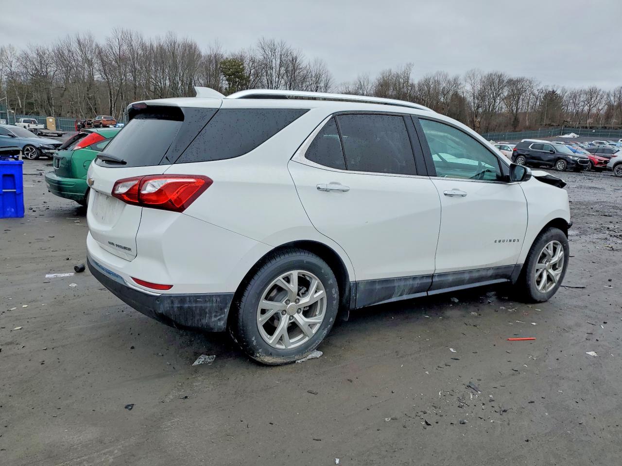 2020 CHEVROLET EQUINOX PREMIER photo 3