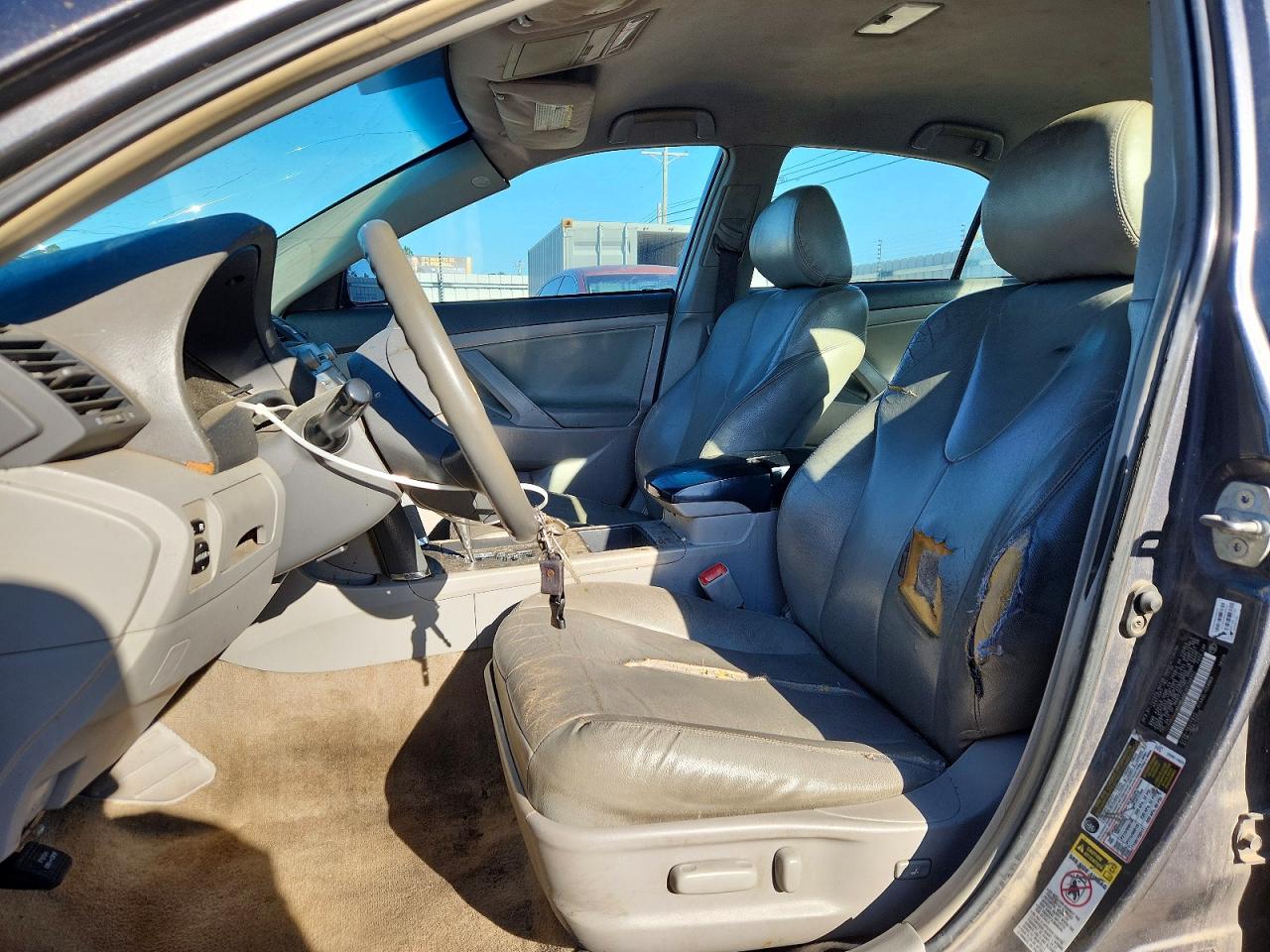 2009 TOYOTA CAMRY LE photo 7