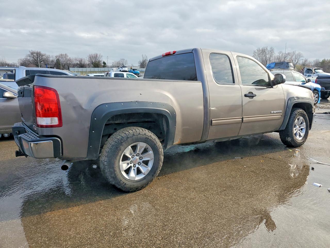 2012 GMC SIERRA K1500 SLE photo 3