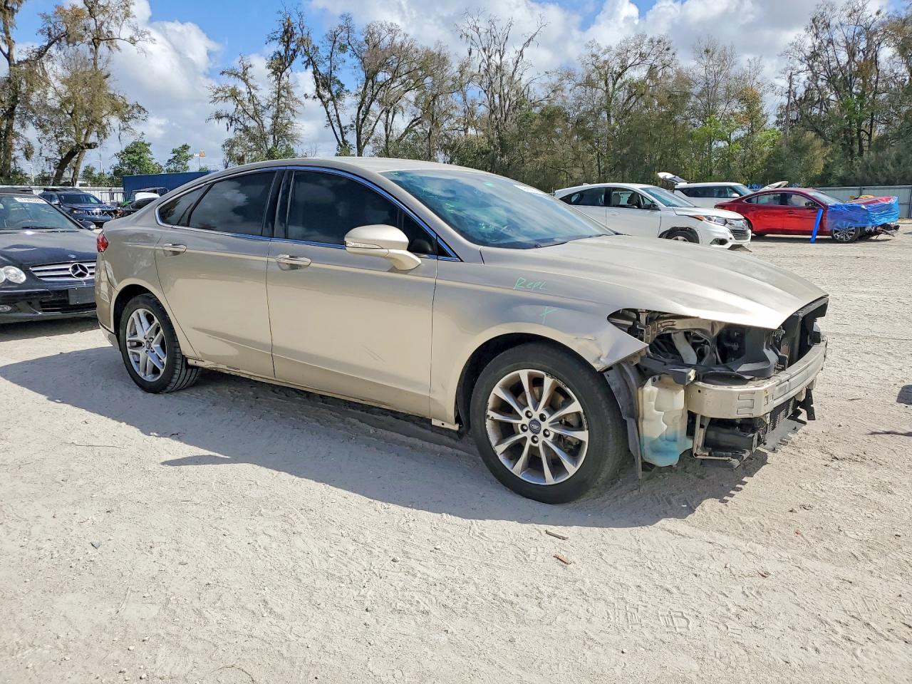 2017 FORD FUSION SE photo 7