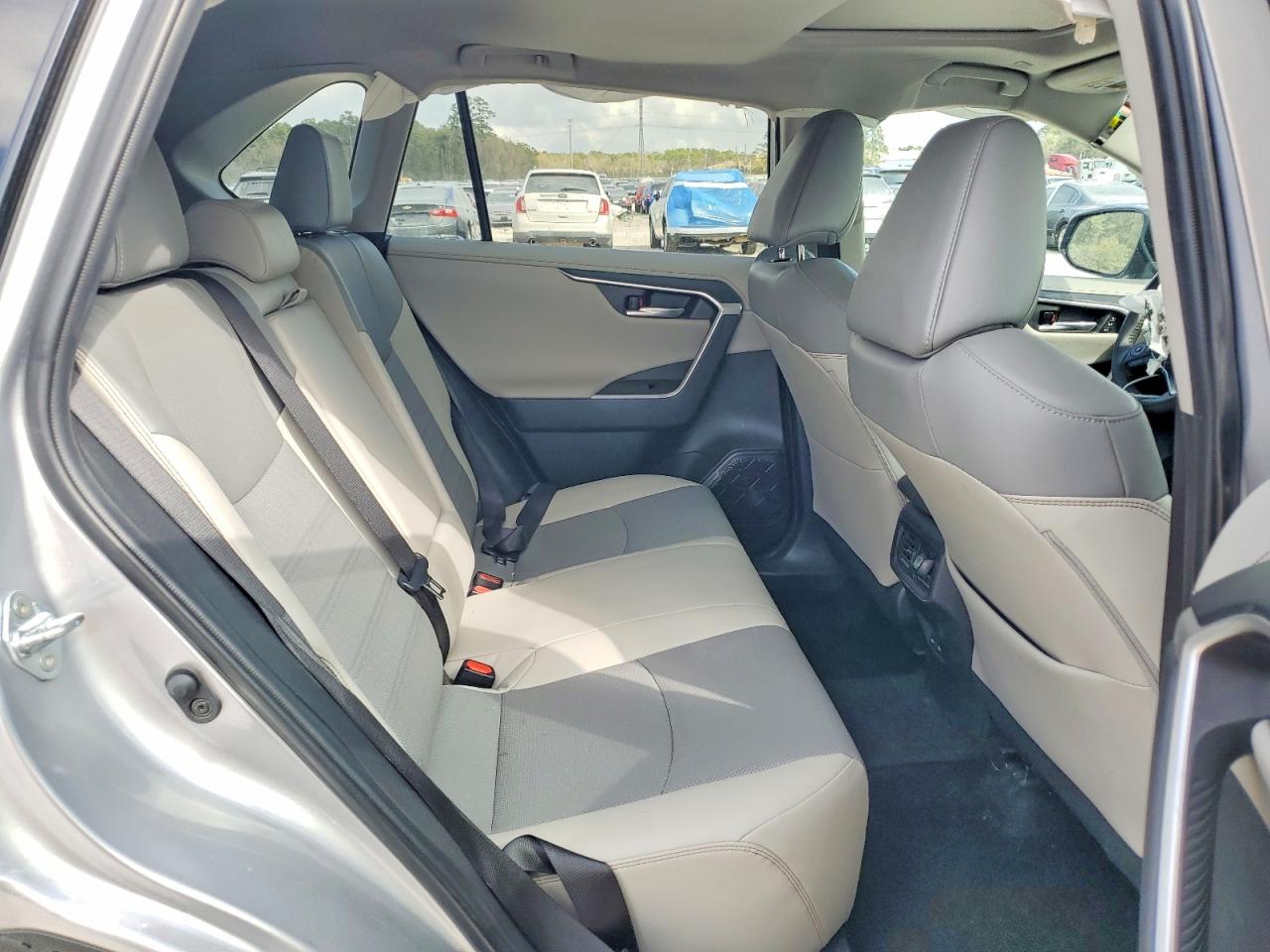 2024 TOYOTA RAV4 LIMITED photo 21