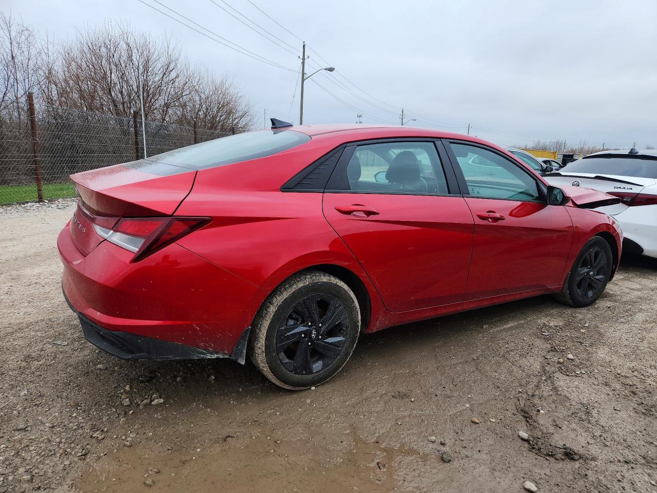 2022 HYUNDAI ELANTRA SEL photo 5