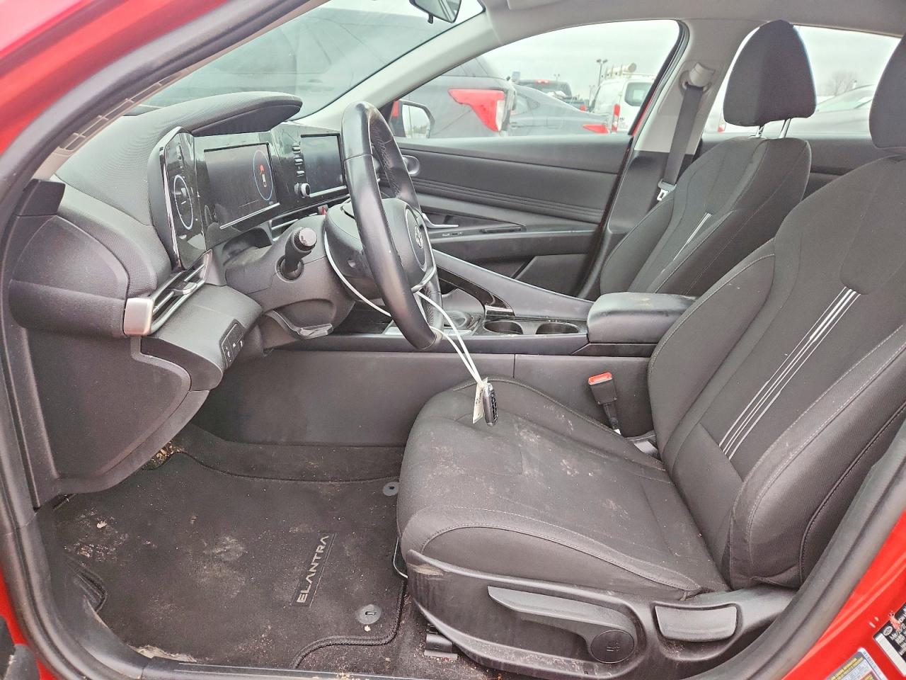 2022 HYUNDAI ELANTRA SEL photo 13