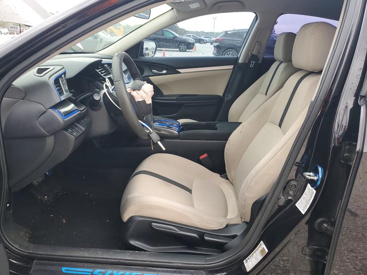 2016 HONDA CIVIC LX photo 7