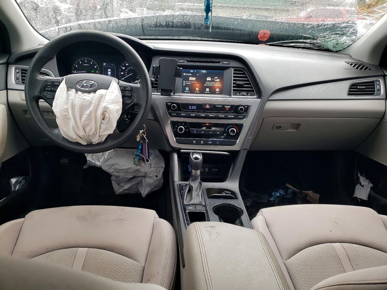2016 HYUNDAI SONATA SE photo 22