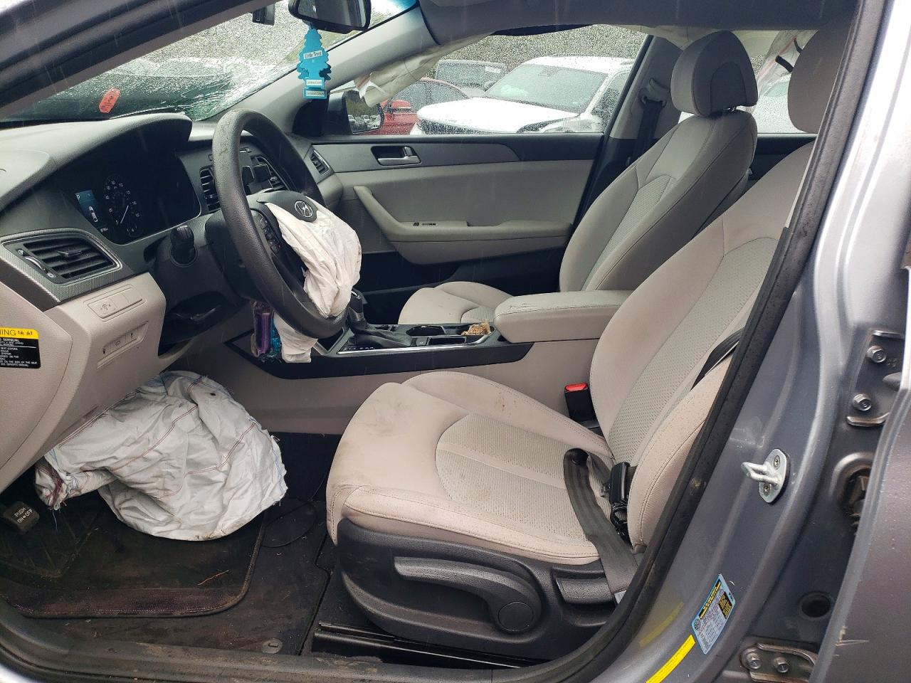 2016 HYUNDAI SONATA SE photo 19