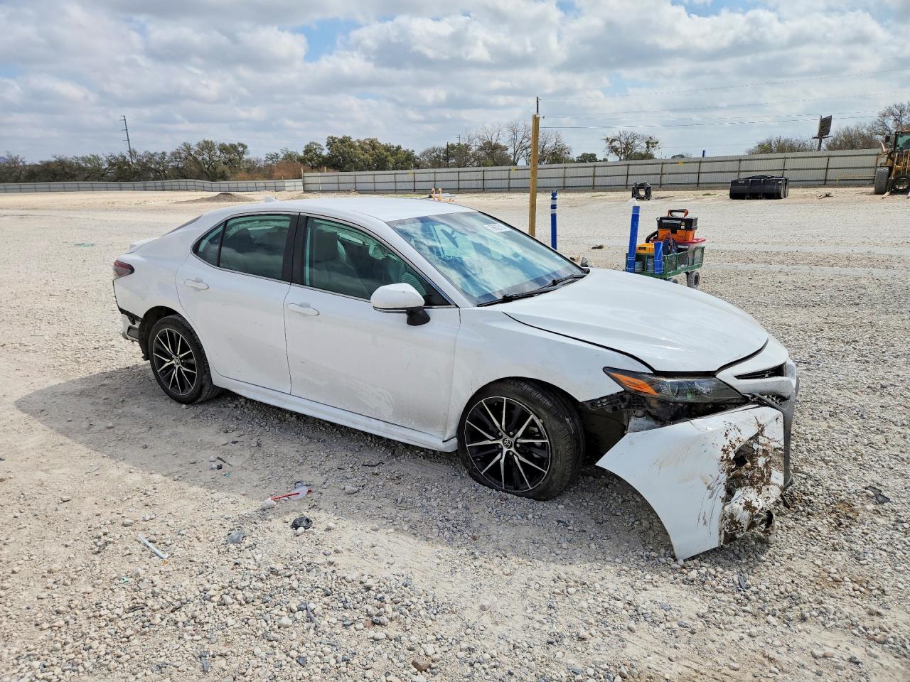 2023 TOYOTA CAMRY SE photo 7