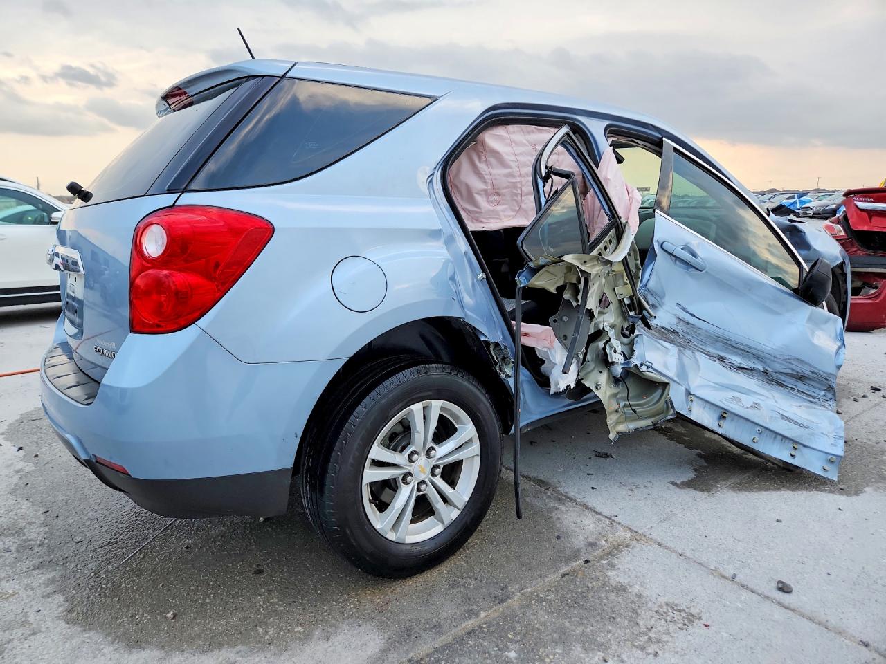 2015 CHEVROLET EQUINOX LS photo 5