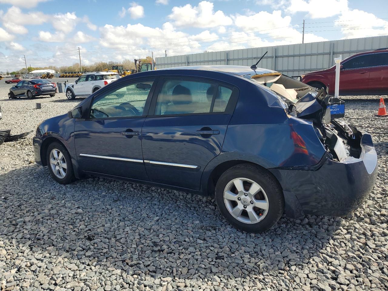2010 NISSAN SENTRA 2.0 photo 2