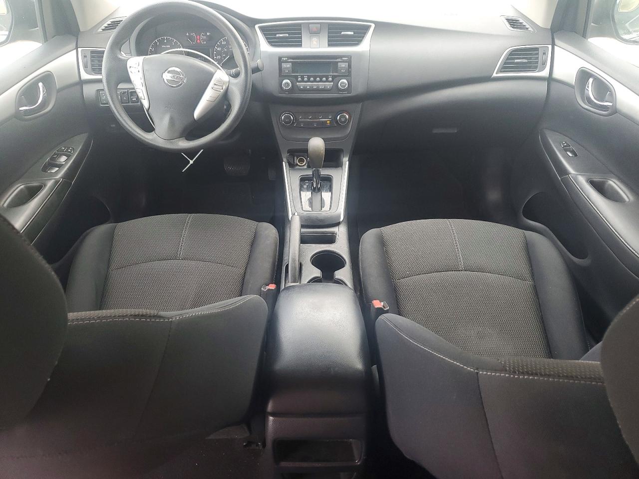 2016 NISSAN SENTRA S photo 8