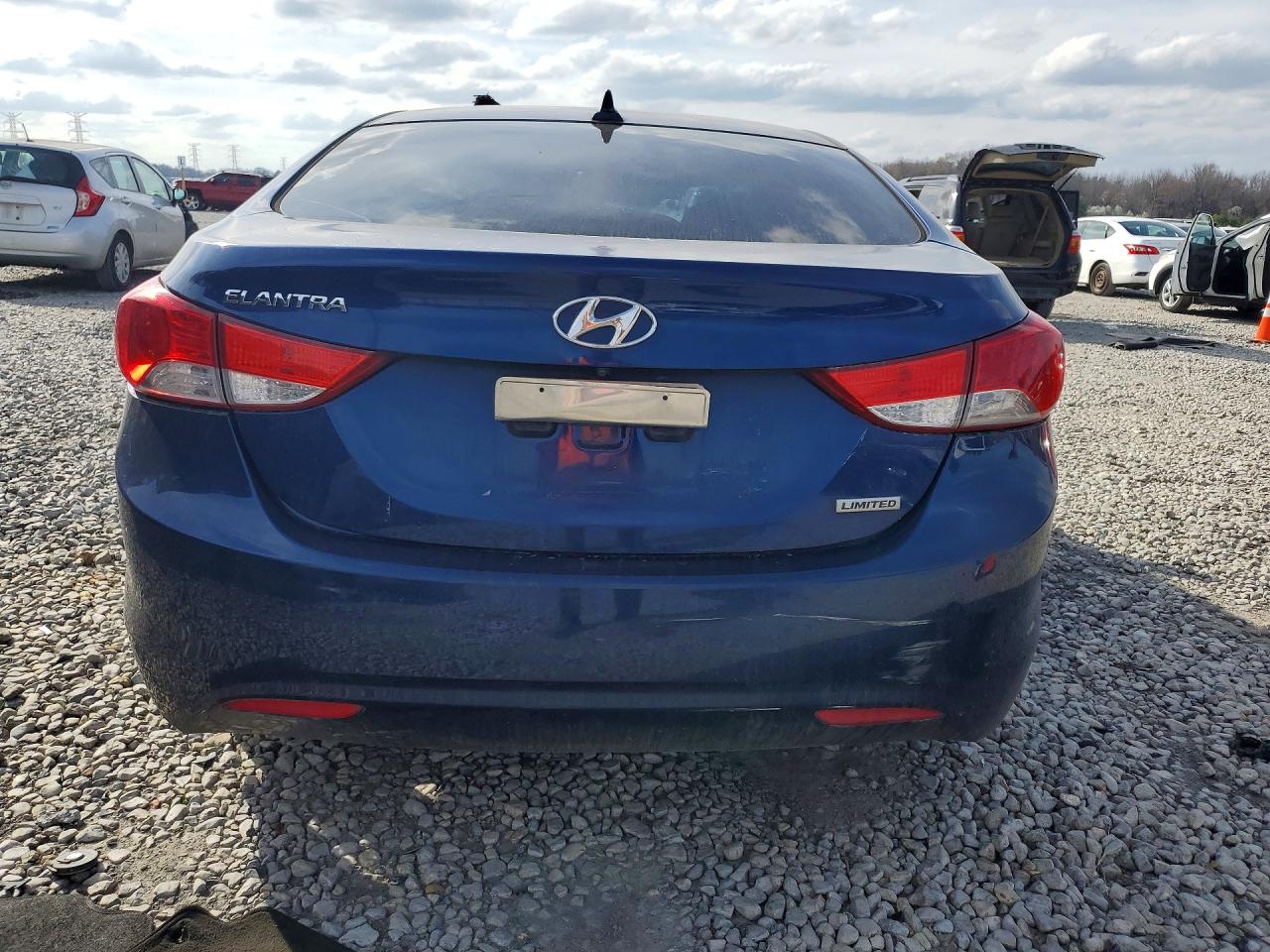 2013 HYUNDAI ELANTRA LIMITED photo 6