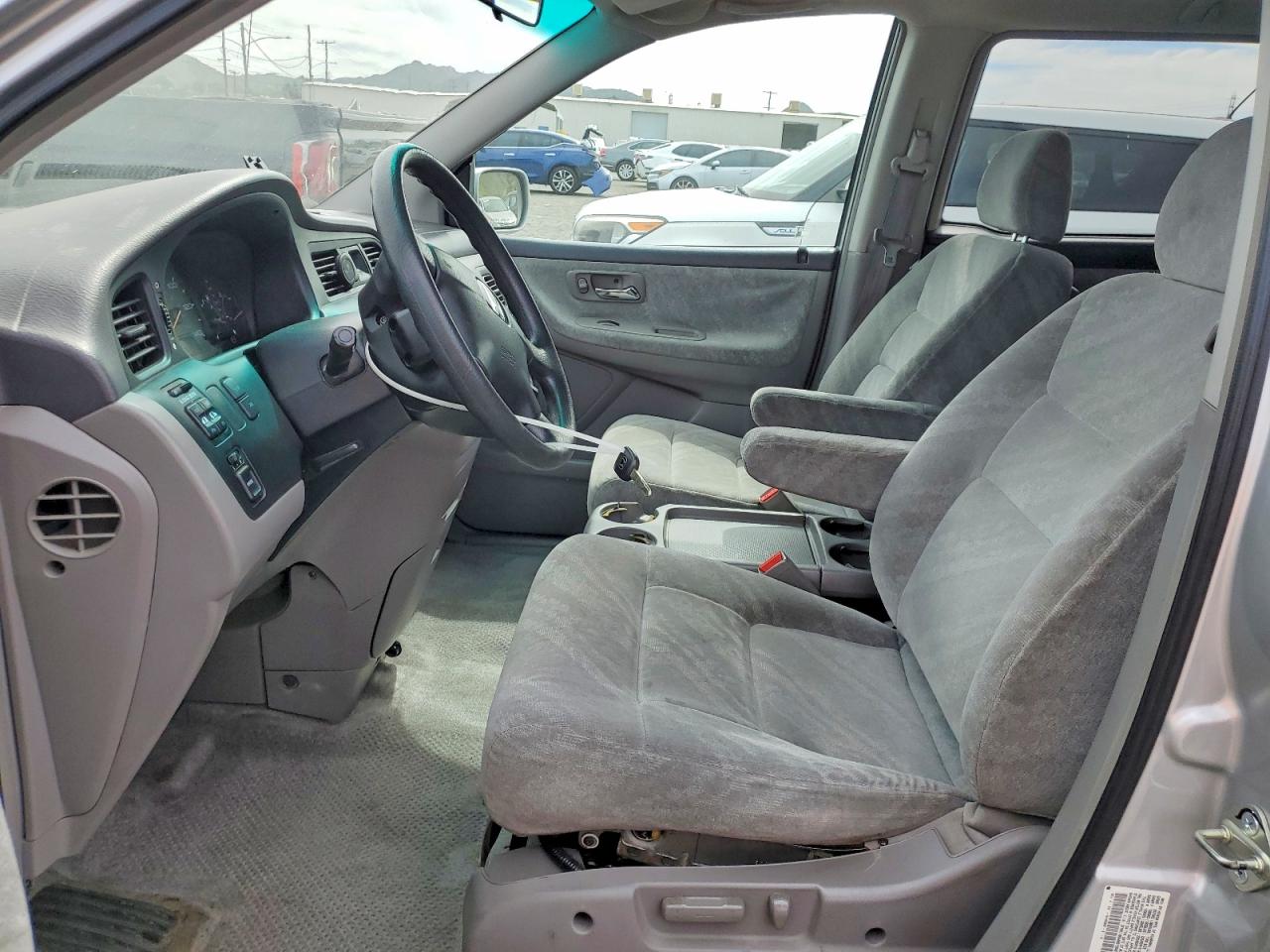 2004 HONDA ODYSSEY EX photo 13