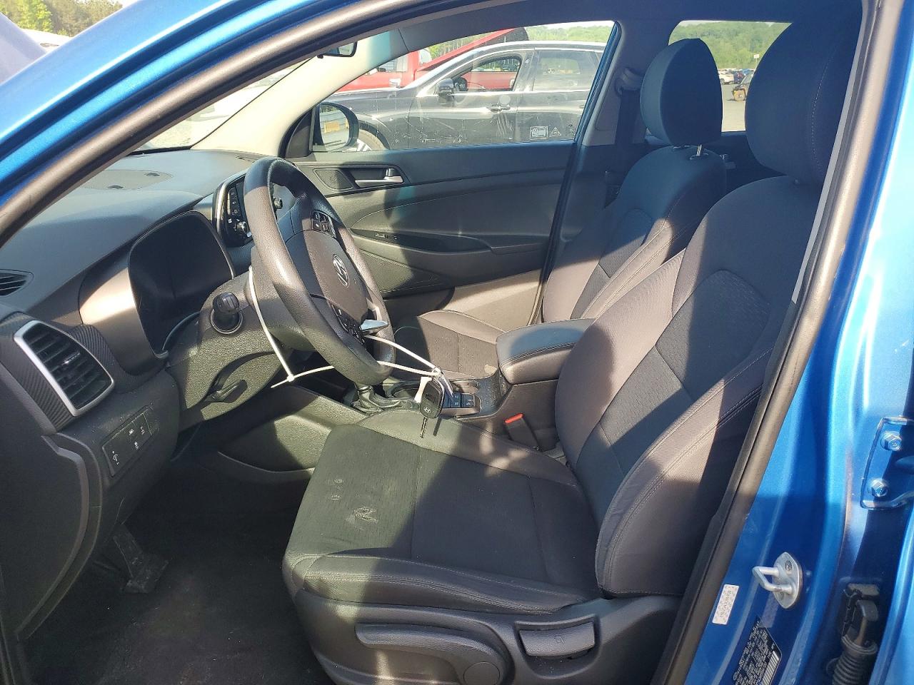 2019 HYUNDAI TUCSON SE photo 13
