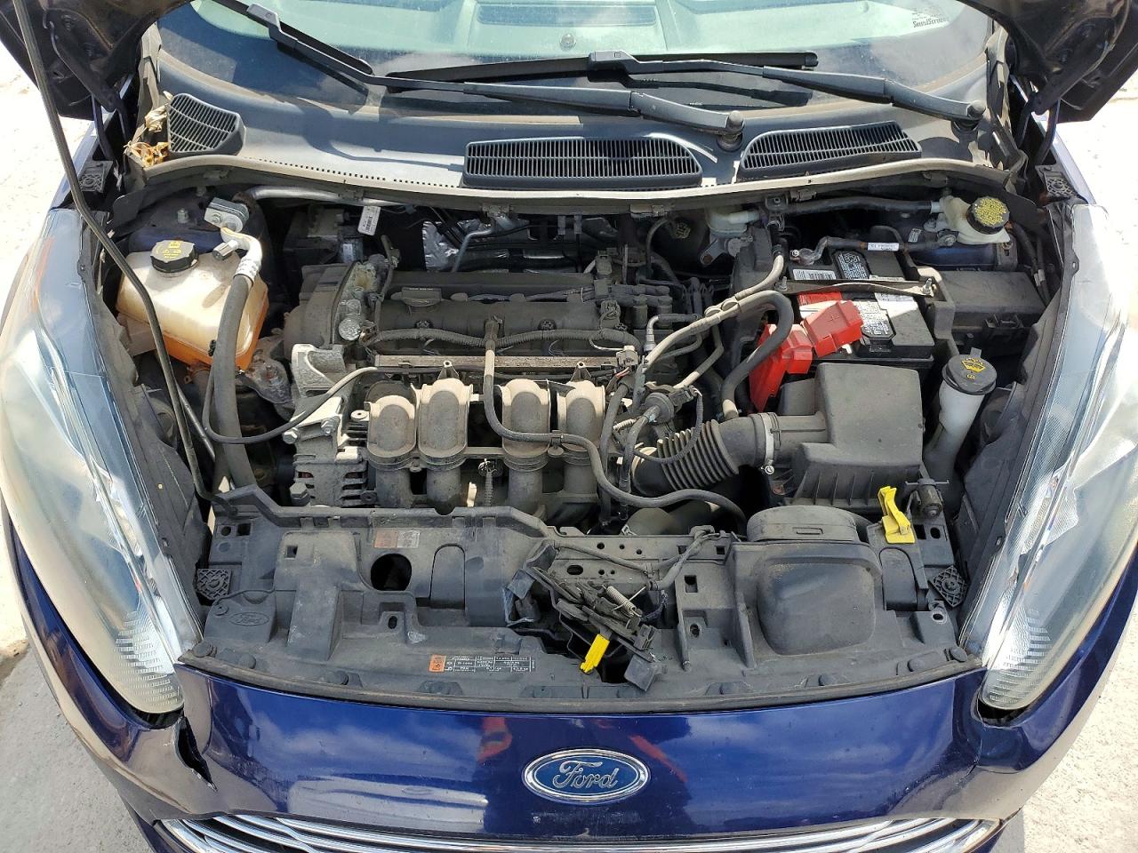 2016 FORD FIESTA SE photo 12