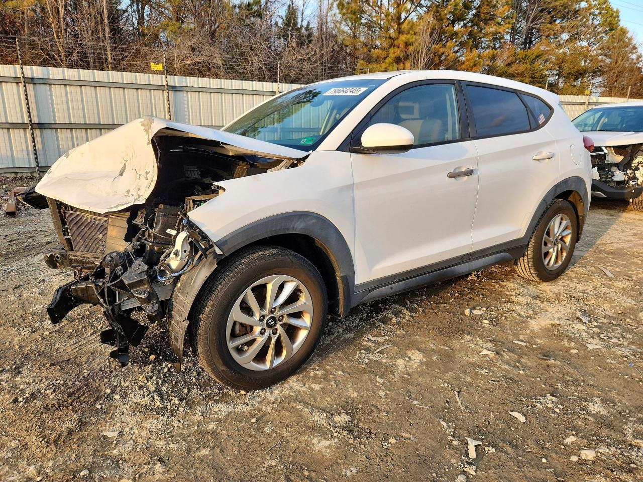 2016 HYUNDAI TUCSON