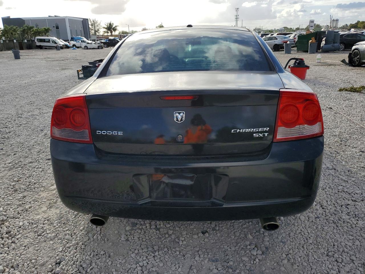 2009 DODGE CHARGER SXT photo 6