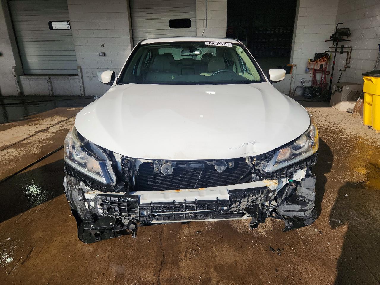 2017 HONDA ACCORD LX photo 5