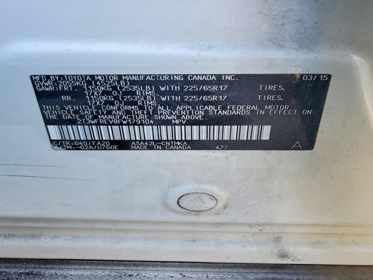2015 TOYOTA RAV4 XLE photo 12