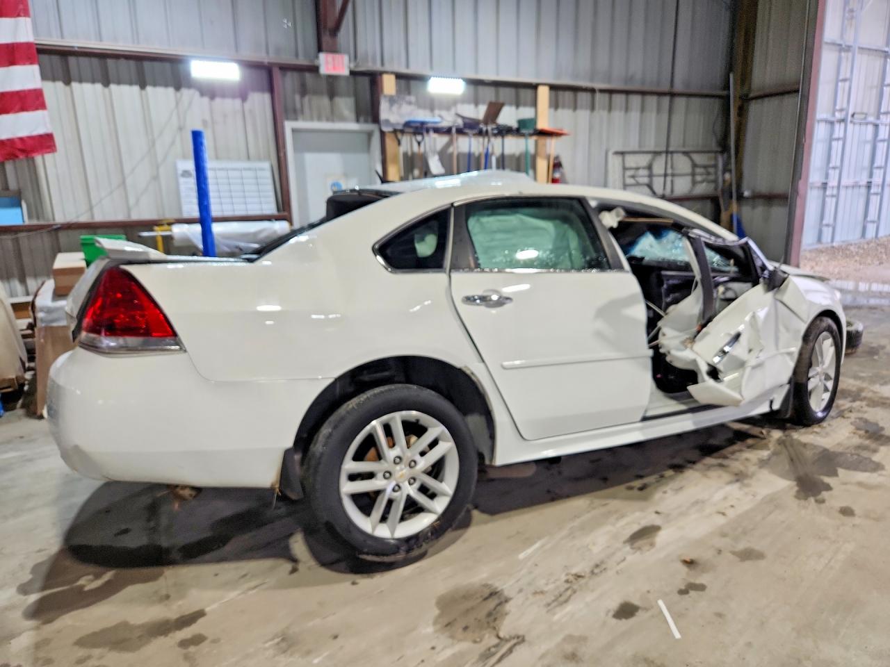 2012 CHEVROLET IMPALA LTZ photo 3