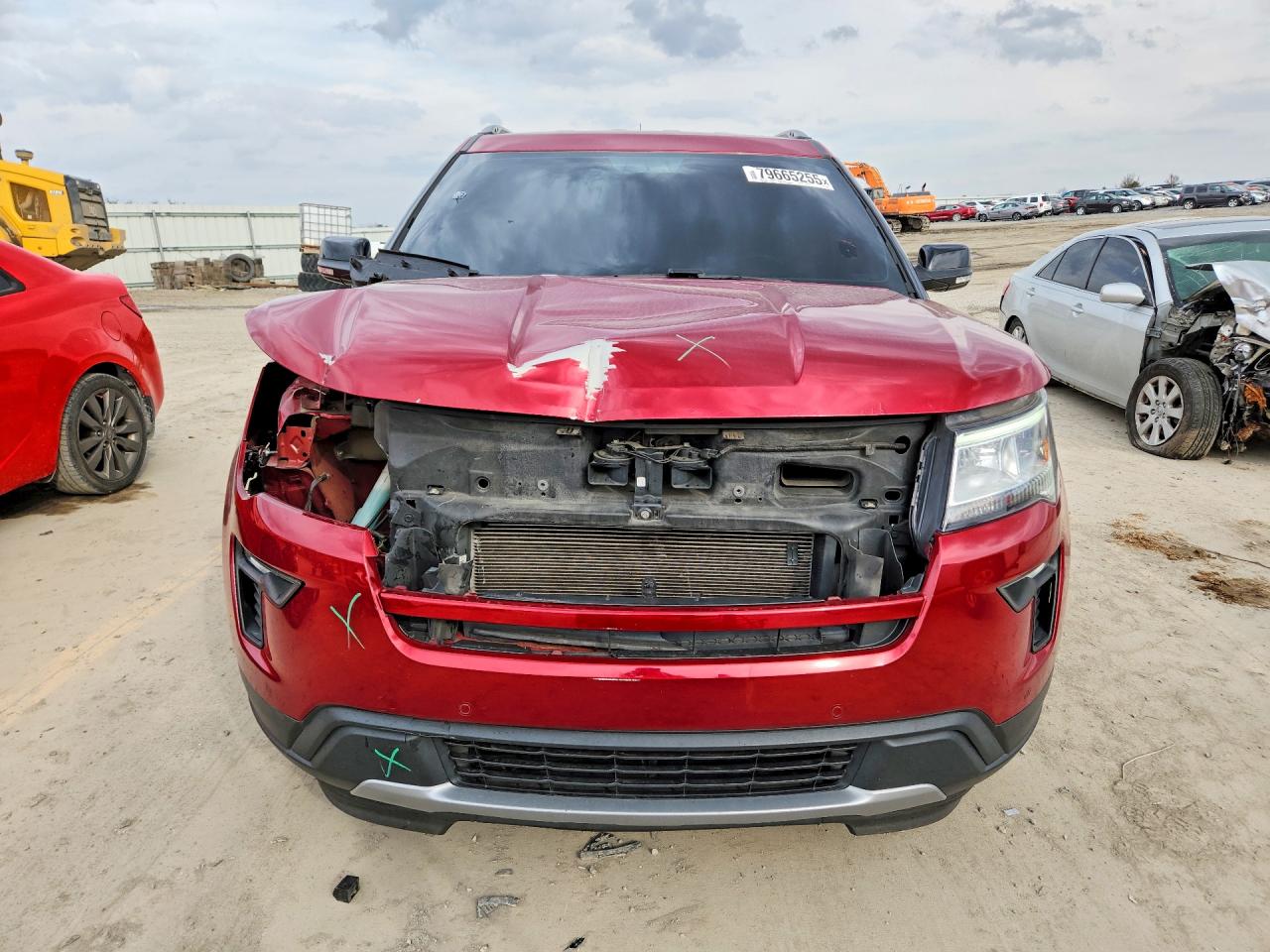 2018 FORD EXPLORER XLT photo 5