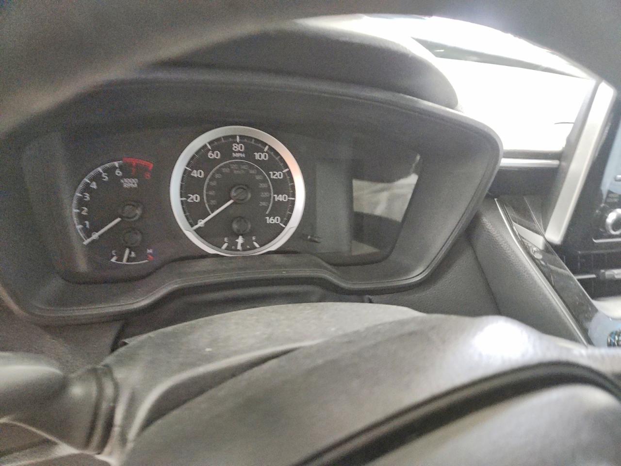 2021 TOYOTA COROLLA LE photo 9
