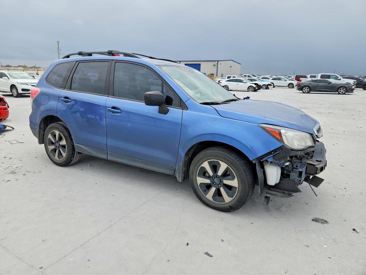 2018 SUBARU FORESTER photo 4