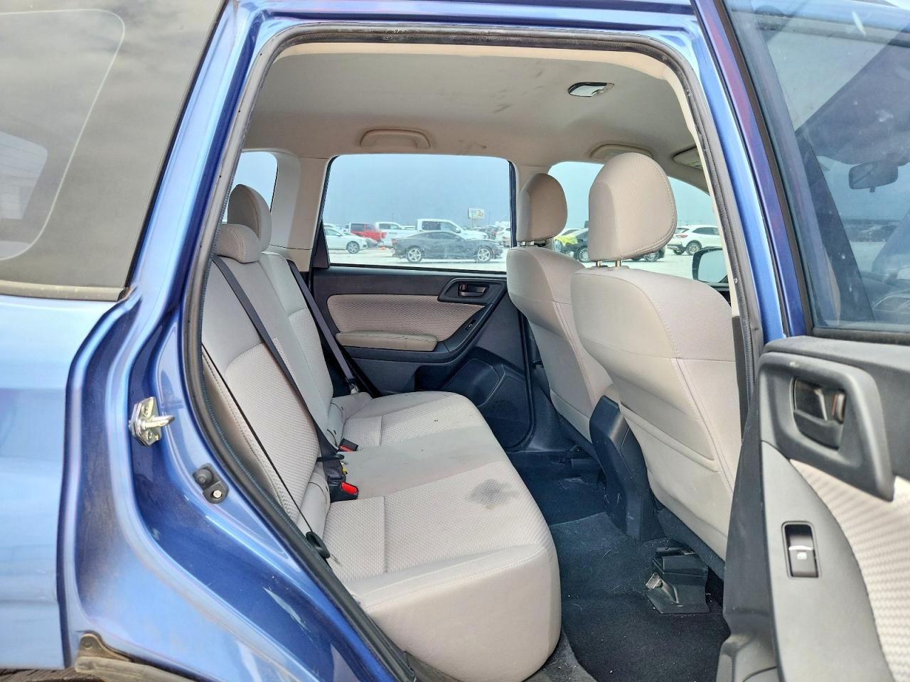 2018 SUBARU FORESTER photo 11