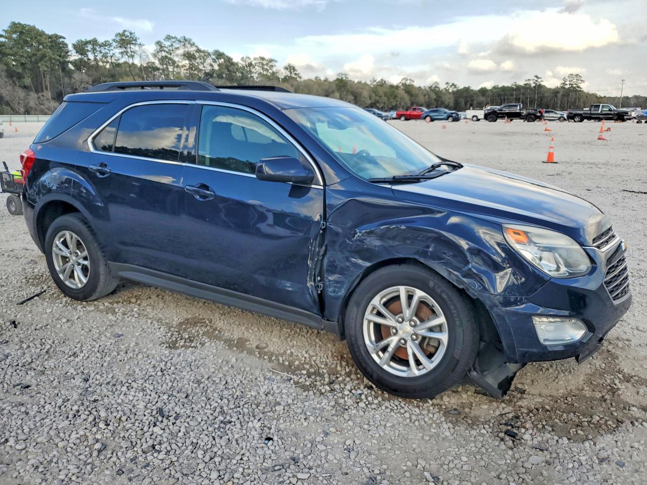 2016 CHEVROLET EQUINOX LT photo 7