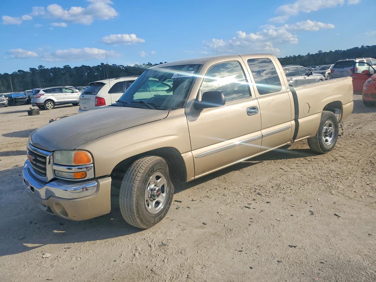 2004 GMC NEW SIERRA