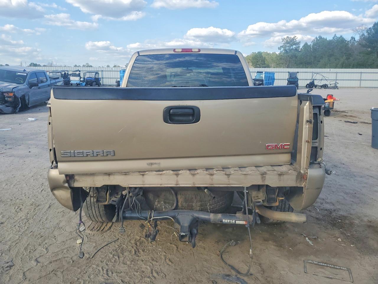 2004 GMC NEW SIERRA C1500 photo 6