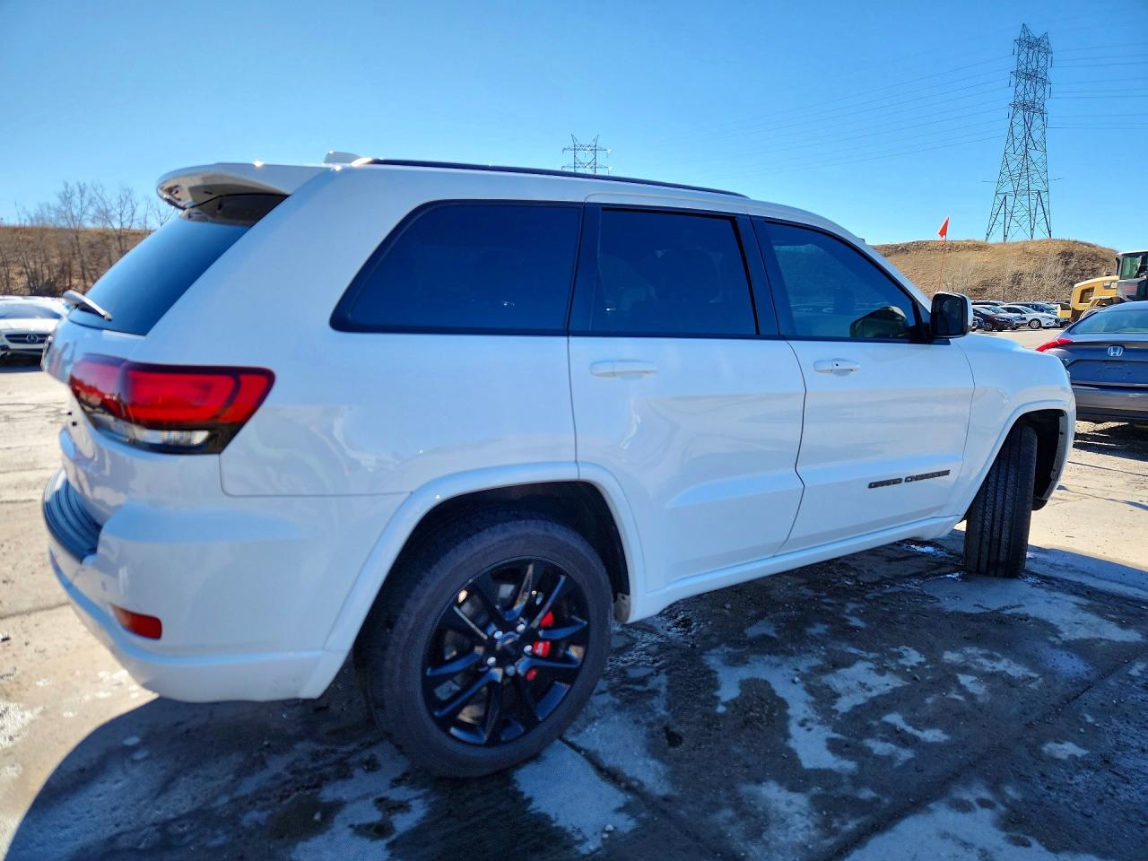 2020 JEEP GRAND CHEROKEE LAREDO photo 7
