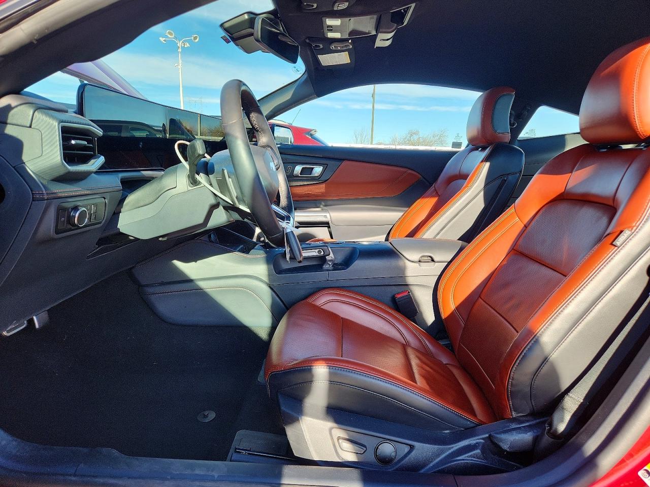 2024 FORD MUSTANG GT photo 13